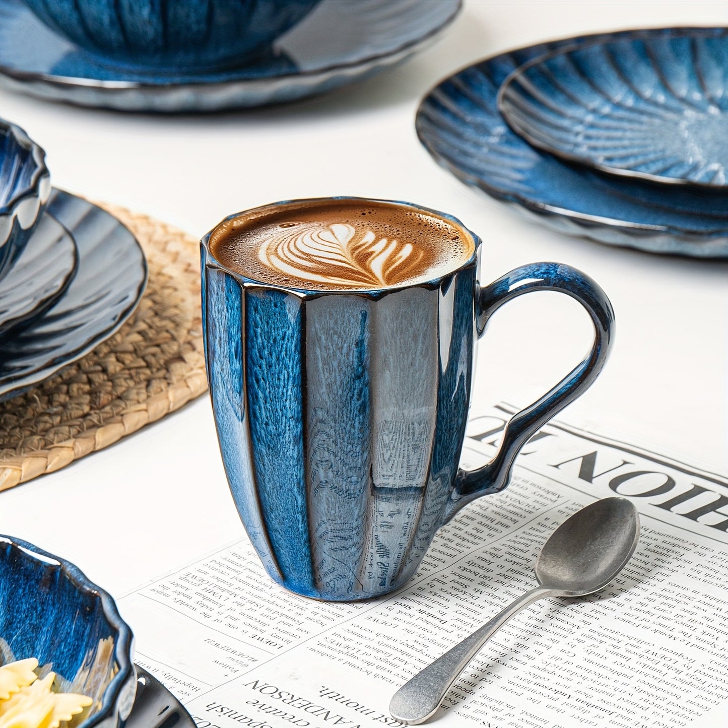ALOFMO Starry Striped Ceramic Dinnerware Set for 4 People