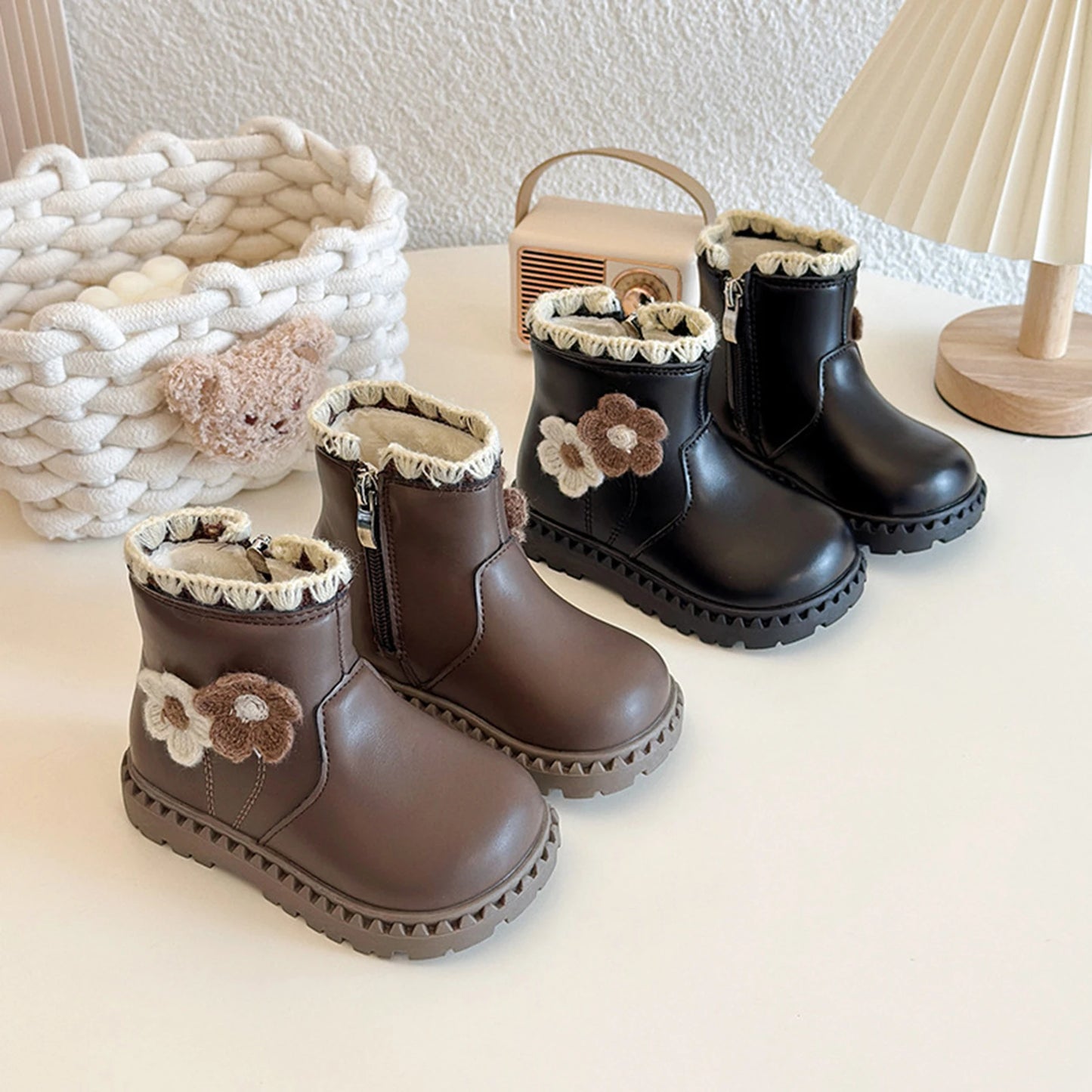 Girls Fleece Lined Winter Boots Zip Closure Rubber Sole
