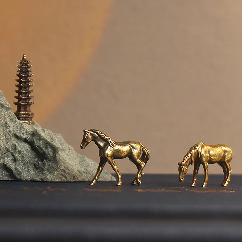 Pottery Horse Figurine Feng Shui Desktop Ornament Statue