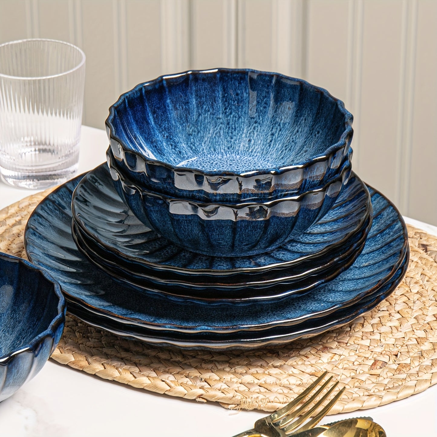 ALOFMO Starry Striped Ceramic Dinnerware Set for 4 People